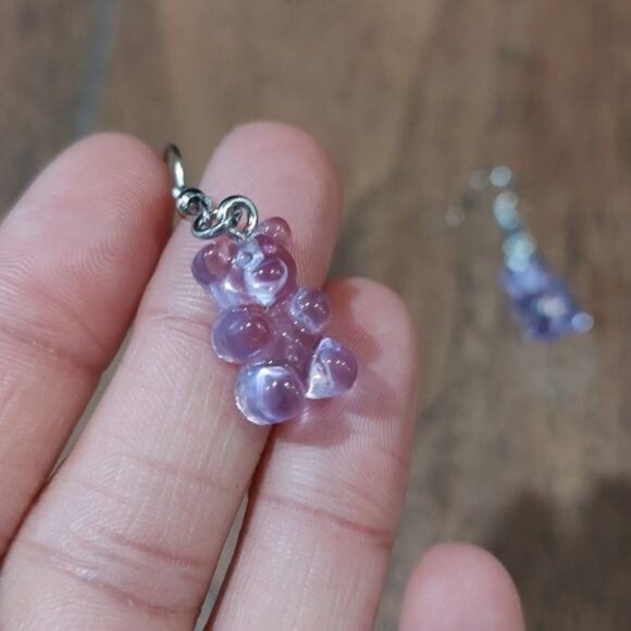 Handmade purple gummy bear dangle earrings y2k - Picture 2 of 3